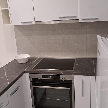 Apartments M&A Макарска Екстериор снимка
