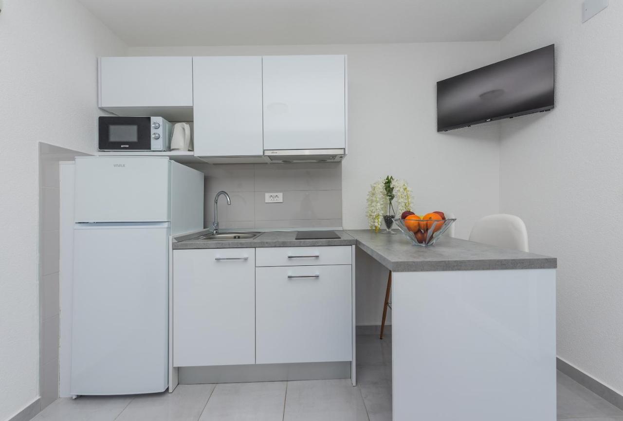 Apartments M&A Макарска Екстериор снимка