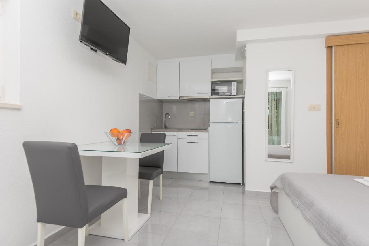 Apartments M&A Макарска Екстериор снимка