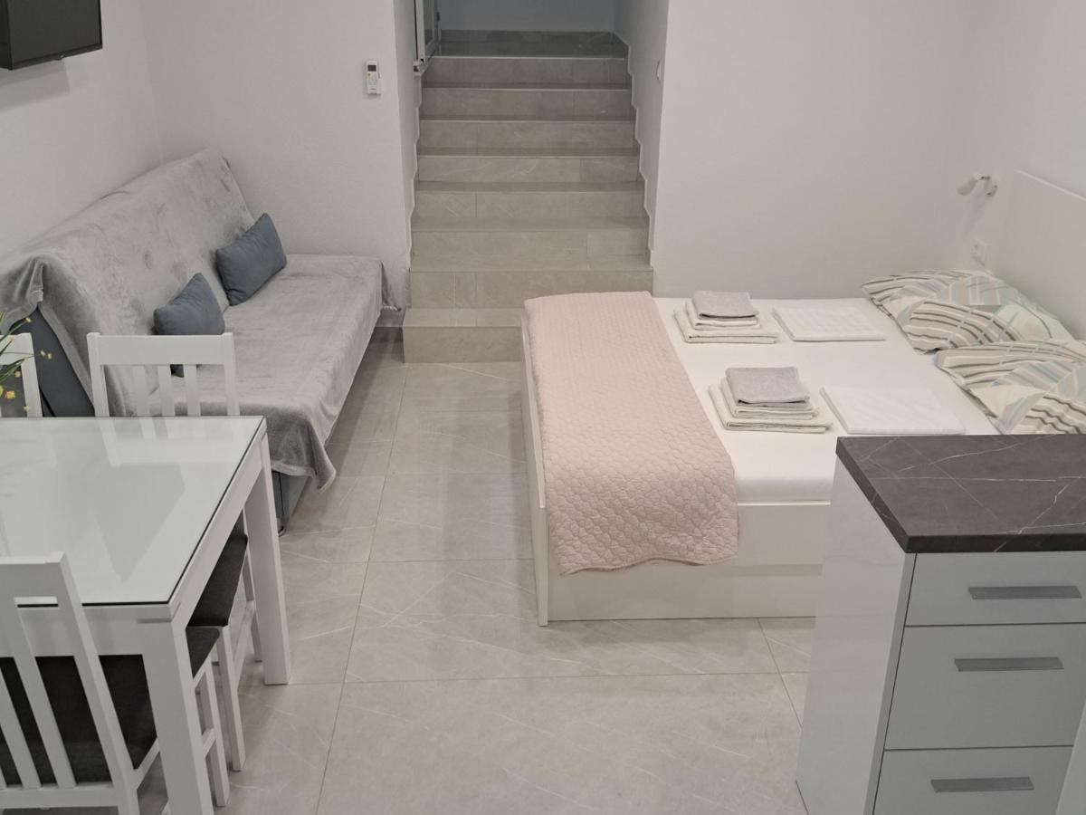 Apartments M&A Макарска Екстериор снимка